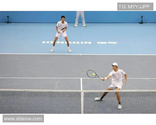 北京网球队在全国网球战术排行榜中荣登第七名展现出强劲实力与潜力 北京网球队在全国网球战术排行榜中荣登第七名展现出强劲实力与潜力